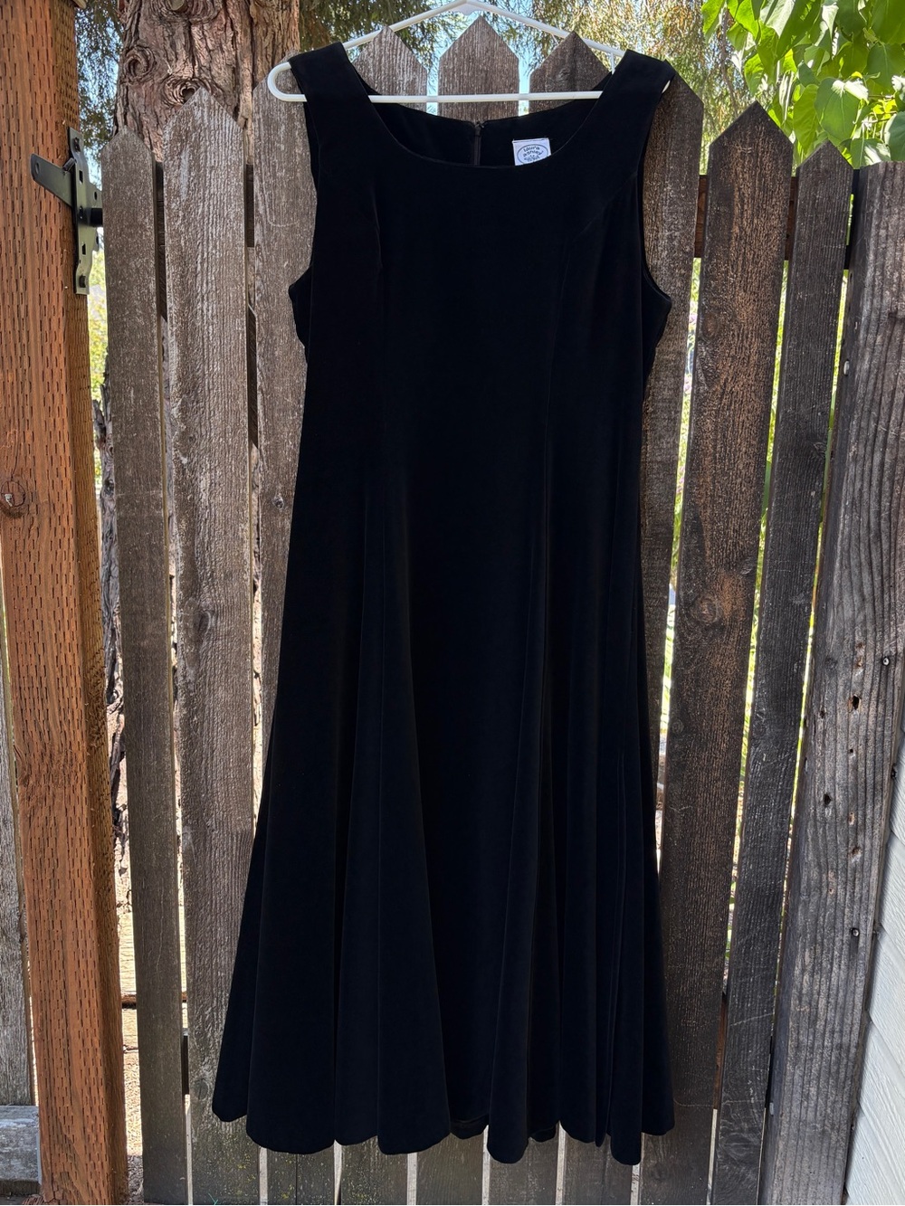 Laura Ashley Vintage Black Velvet Sleeveless Dress In Sz 10